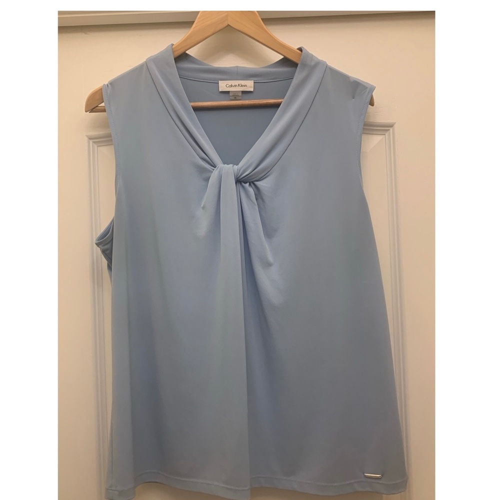Calvin Klein Women's V-Neck Knotted Top